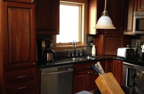 Athol Cabin | SKI TIME! ADIRONDACK LINCOLN LOG CABIN