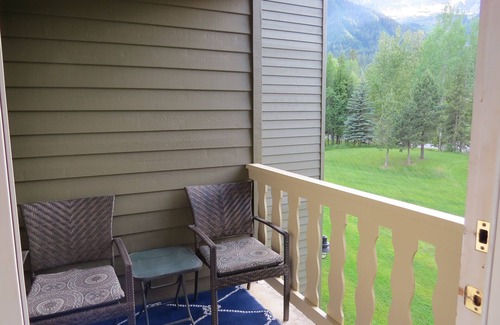 East Kootenay Condo | Ski to the door of our 2 bed /2 bath Modern Mountain Condo Suite