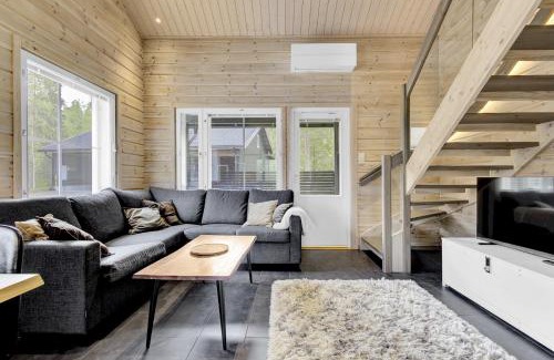 Pelkosenniemi Ski Chalet | Skicamp 3