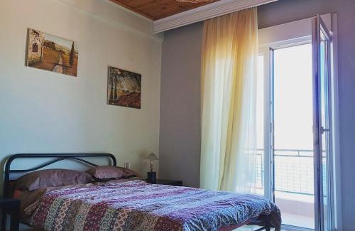 Kastoria Apartment | Skiff View
