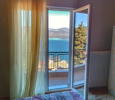 Kastoria Apartment | Skiff View