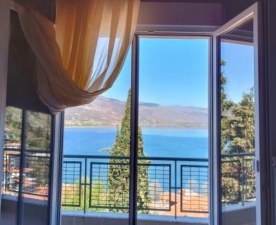 Kastoria Apartment | Skiff View