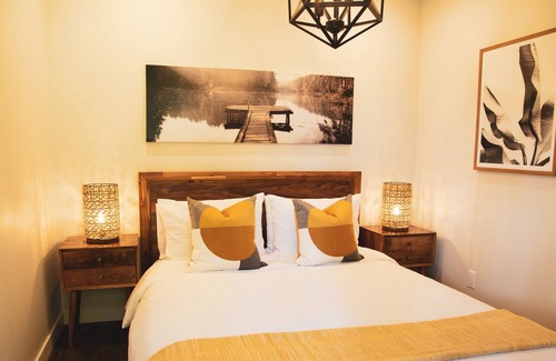 Saint Come Ski Chalet | Skiing & Waterfront