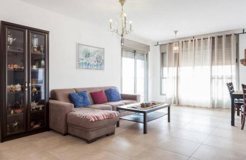 Netanya Apartment | Skipper Home