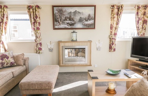Mappleton Cabin | Skipsea Lodge at Skipsea Sands Holiday Park EYorks