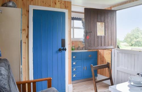 Cononley House | Skipton Shepherd's Hut - Dales View