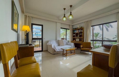 Marbella City Centre Apartment | Skol 232C 1 Bedroom Corner Skol Marbella Center Front Line Beach