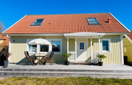 Falkenberg Villa | Skrea Strand House, Close to the Beach & City Center