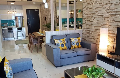 Central District Condo | Sky 88 Condo - A beautifully renovated luxury two bedroom high end apartment