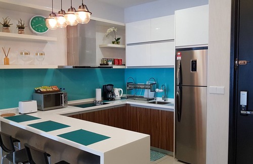 Central District Condo | Sky 88 Condo - A beautifully renovated luxury two bedroom high end apartment