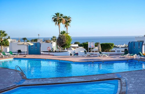 Los Mojones House | Sky and Sea Loma Verde, pool and terrace with sea view