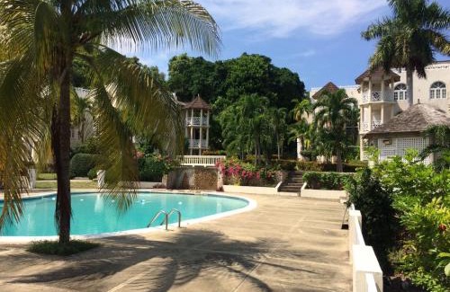 Ocho Rios Apartment | Sky Castles Apt H6