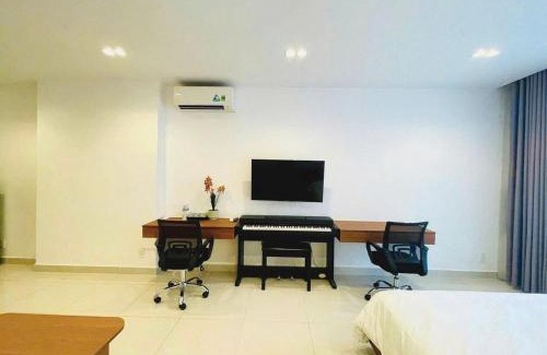 Tan Binh Apartment | Sky Center Near The Airport