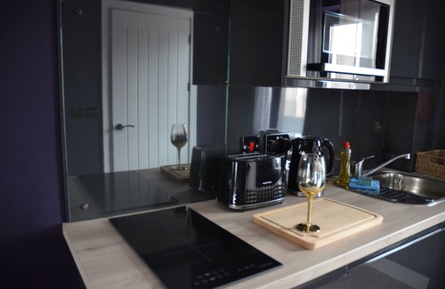 Coventry Apartment | Sky City Apartments