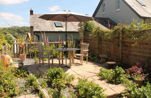 Golant House | Sky Cottage