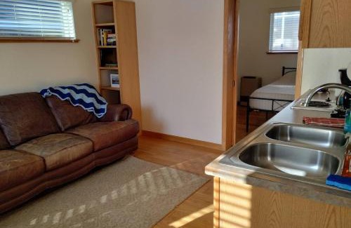 Homer House | Sky Harbor Cabin - Homer Seaplane Base