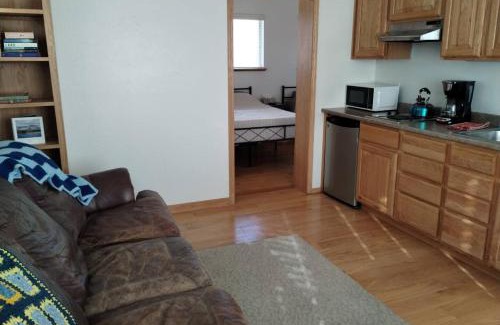 Homer House | Sky Harbor Cabin - Homer Seaplane Base