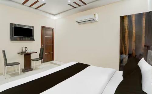 Taj Ganj Hotel | Sky Heaven Stay