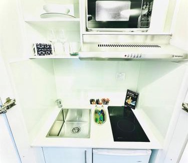 Haymarket Apartment | Sky-High Sydney City Escape , Pool, Gym, FREE CBD Parking