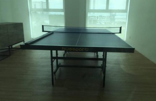 Bukit Indah Apartment | Sky Loft 4 Guests Balcony Nflix Disney B30A