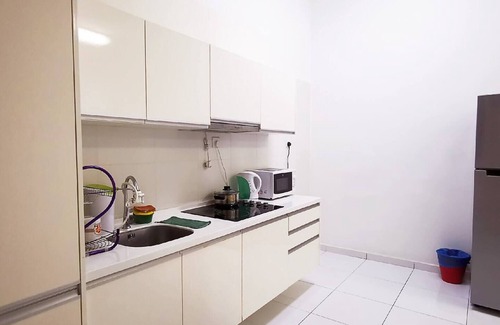 Bukit Indah Apartment | Sky Loft AEON (5pax -B17) @ JB City Homestay