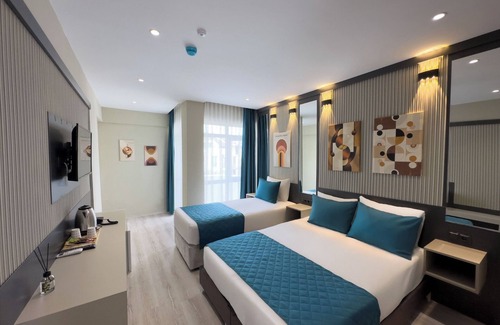 Altnkum Mahallesi Bed & Breakfast | Sky Luxe Hotel Konyaaltı