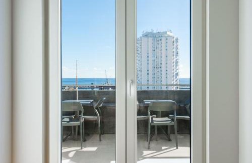 Ponta Delgada Hostel | Sky PDL