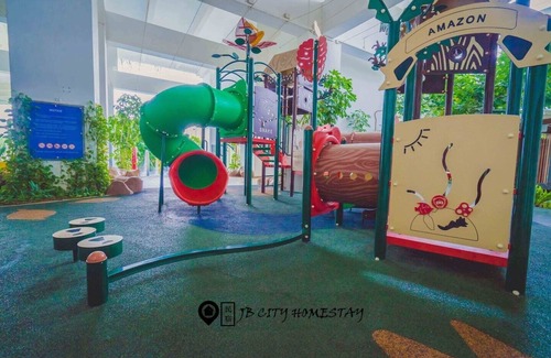 Setia Tropika Apartment | Sky Peak (6pax) @JB City Homestay