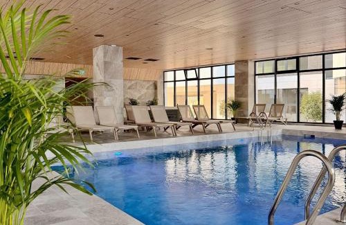 Mamaia-Sat Apartment | Sky Pool&Spa Sea Apartament in Odyssey-parking