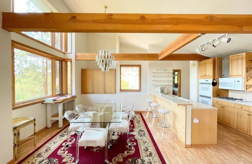 Idyllwild House | Sky Ridge - hilltop cabin with stunning views