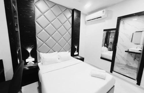 J B Nagar Hotel | Sky Suites By Glitz Hotels Nr Internatinational Airport Mumbai