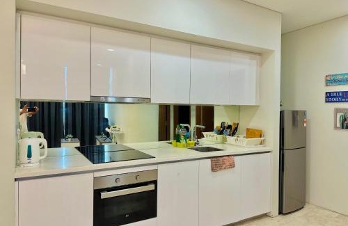 Golden Triangle Apartment | Sky Suites KLCC by Luna KL
