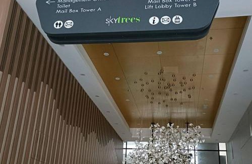Bukit Indah Apartment | Sky Trees Netflix and Facilities at Bukit Indah