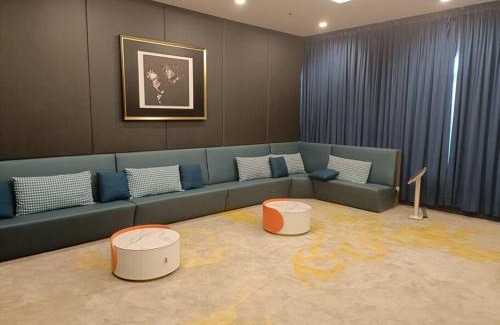 Bukit Indah Apartment | Sky Trees Netflix and Facilities at Bukit Indah