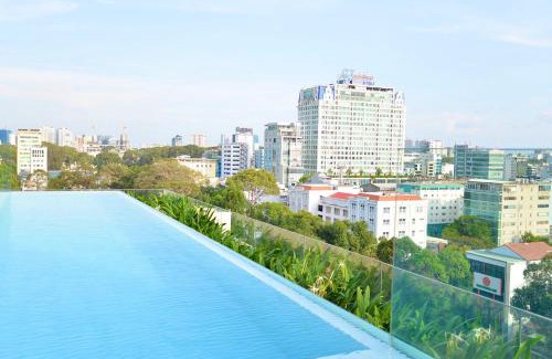 District 3 Apartment | Sky Villas With Private Pool In Center