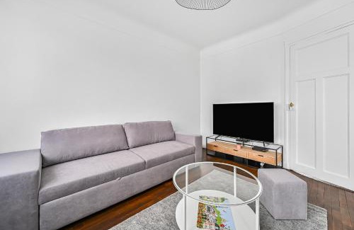 Villejuif Apartment | Skybnb - beau 2 pièces proche Paris - Wifi