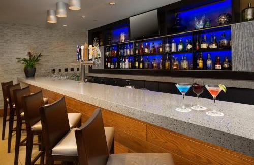 SeaTac Hotel | Skybridge Seattle Airport Hotel