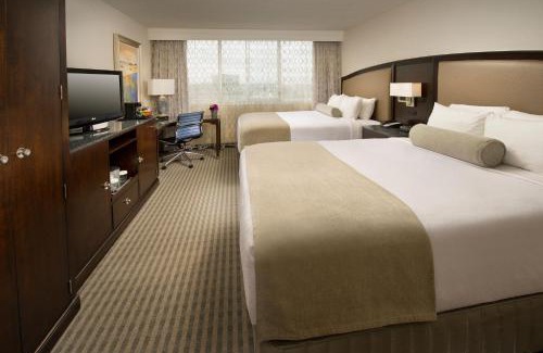 SeaTac Hotel | Skybridge Seattle Airport Hotel