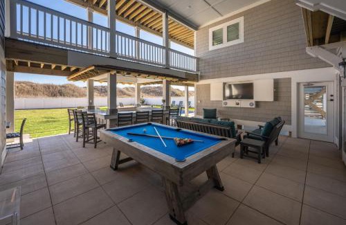 Hatteras Apartment | Skydance 10 Bedroom Oceanfront Home at Hatteras Island Reserve