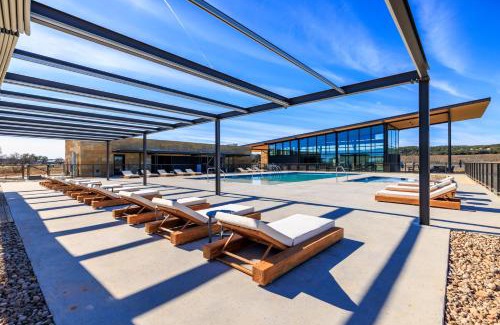 Fredericksburg Resort | SKYE Texas Hill Country Resort