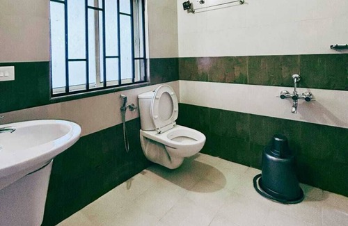 Kottappadi part Hotel | Skyfall Adventures Forest Pool Resort