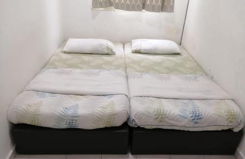 Teluk Panglima Garang House | SKYHOMESTAY TELOK PANGLIMA GARANG