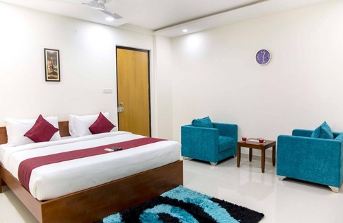 Banjara Hills House | SKYLA Serviced Apartments - Lotus Pond