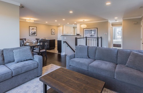 Vernon Condo | Skylift Lodge - Spacious luxury slopeside family condo