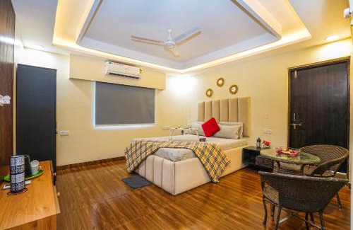 Candolim Apartment | Skylight BnB F203 - 2BHK with pool near Candolim beach