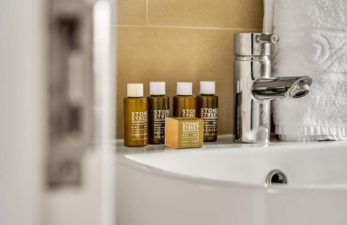 Archway Apartment | Skyline Oasis London