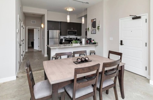 Downtown Des Moines Apartment | Skyline Serenity 2BR/2BA with Stunning City Views