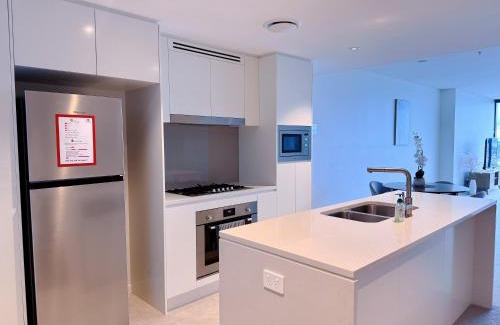 Brisbane Central Business District Apartment | Skyline Serenity Retreat 2 KingbedsApt FreeParking