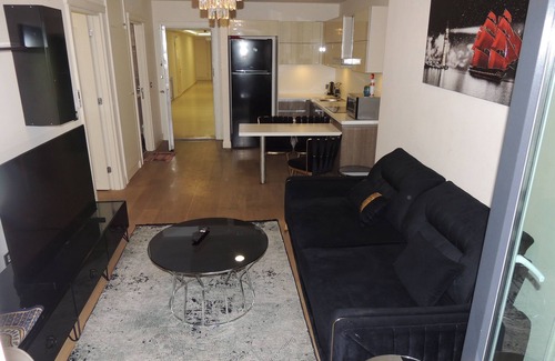Gaziosmanpasa Apartment | SkyLine Venice Istanbul II