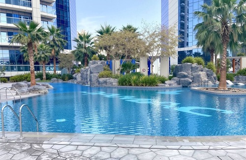 Downtown Dubai Apartment | Skyline View | 1BR Luxury in DAMAC by Paramount